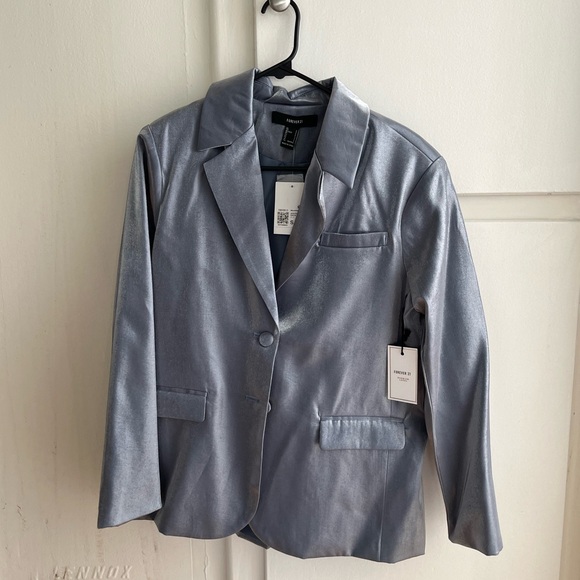 NWT. Blazer - Picture 2 of 4